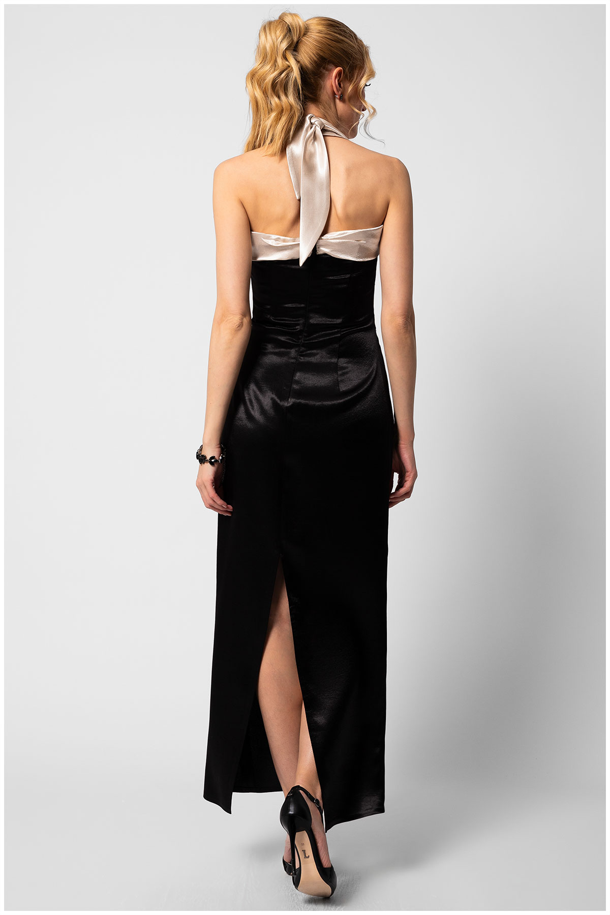 Elegant long dress