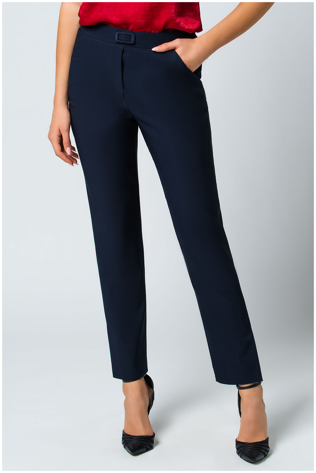 Curvy Express Mid Rise Ankle Columnist Pant Columnist High Waisted