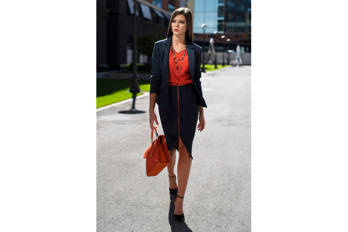 Luna Jesen 2021 - outfit 1