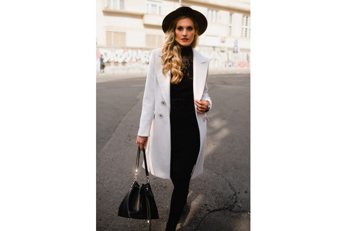 Luna Jesen 2022 outfit 35