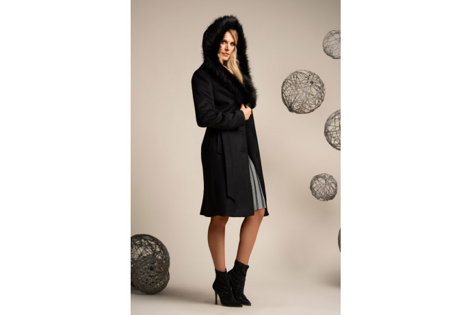 Luna Jesen 2022 outfit 25