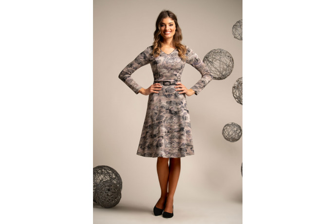 Luna Jesen 2022 outfit 43