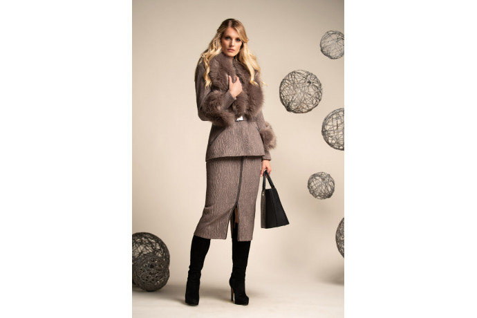 Luna Jesen 2022 outfit 49