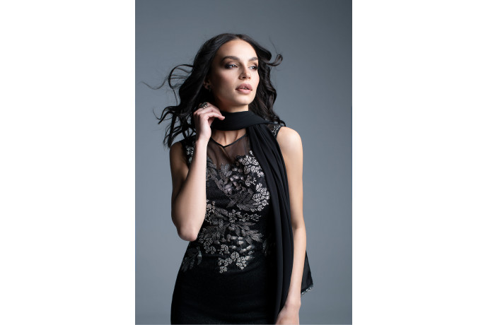 Luna proleće 2023 outfit 03