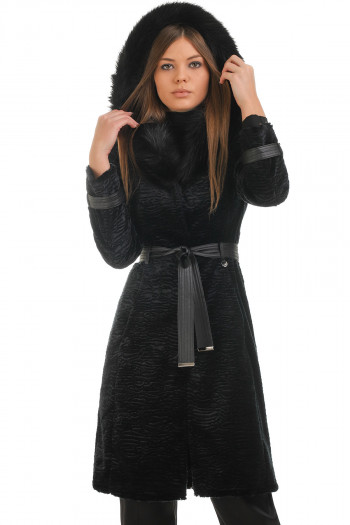 BUNDA USKA SA KAPULJAČOM PAULA 