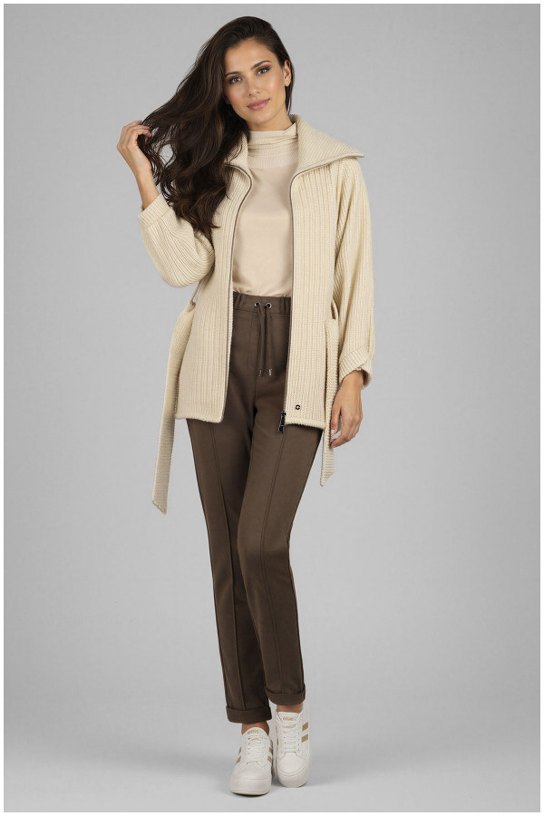 DONJI DEO TRENERKE LEONA 