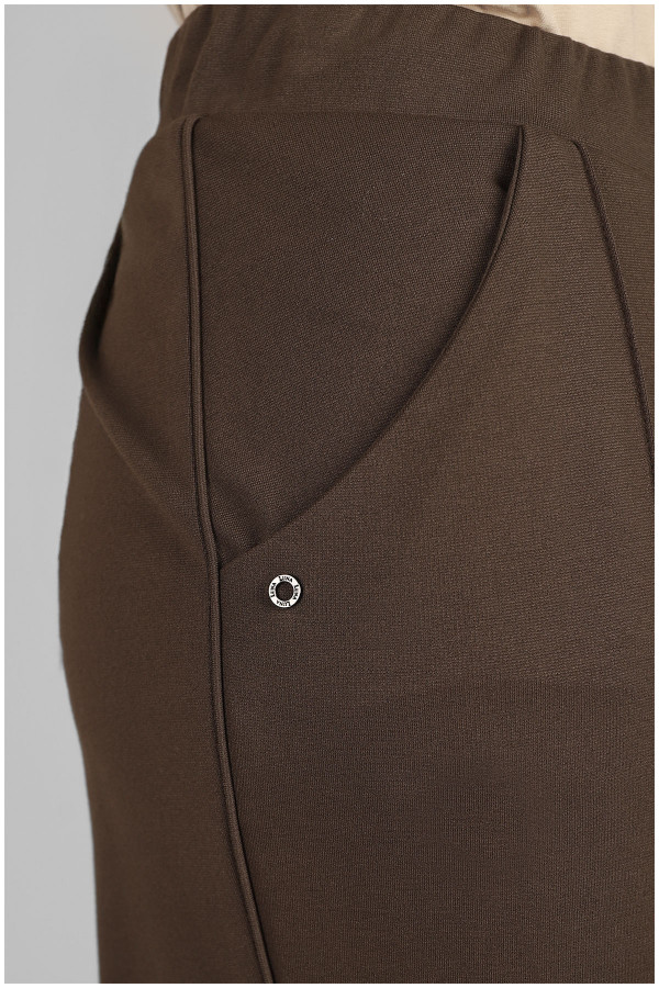 DONJI DEO TRENERKE LEONA 