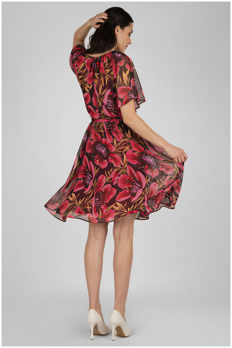 HALJINA KRATKA JULIJA 