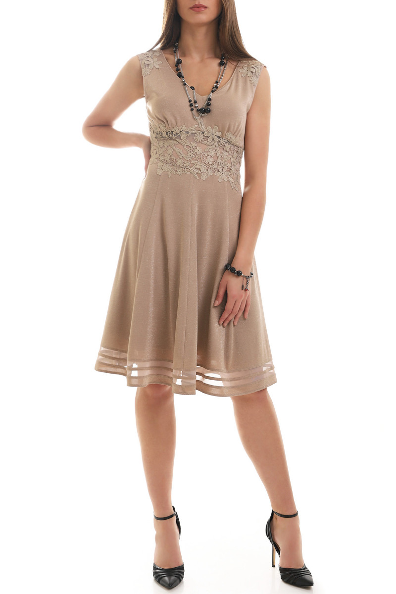 Wide-cut dress | Luna Fashion House