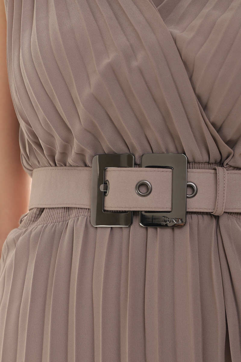 HALJINA ŠIROKA MEGI 