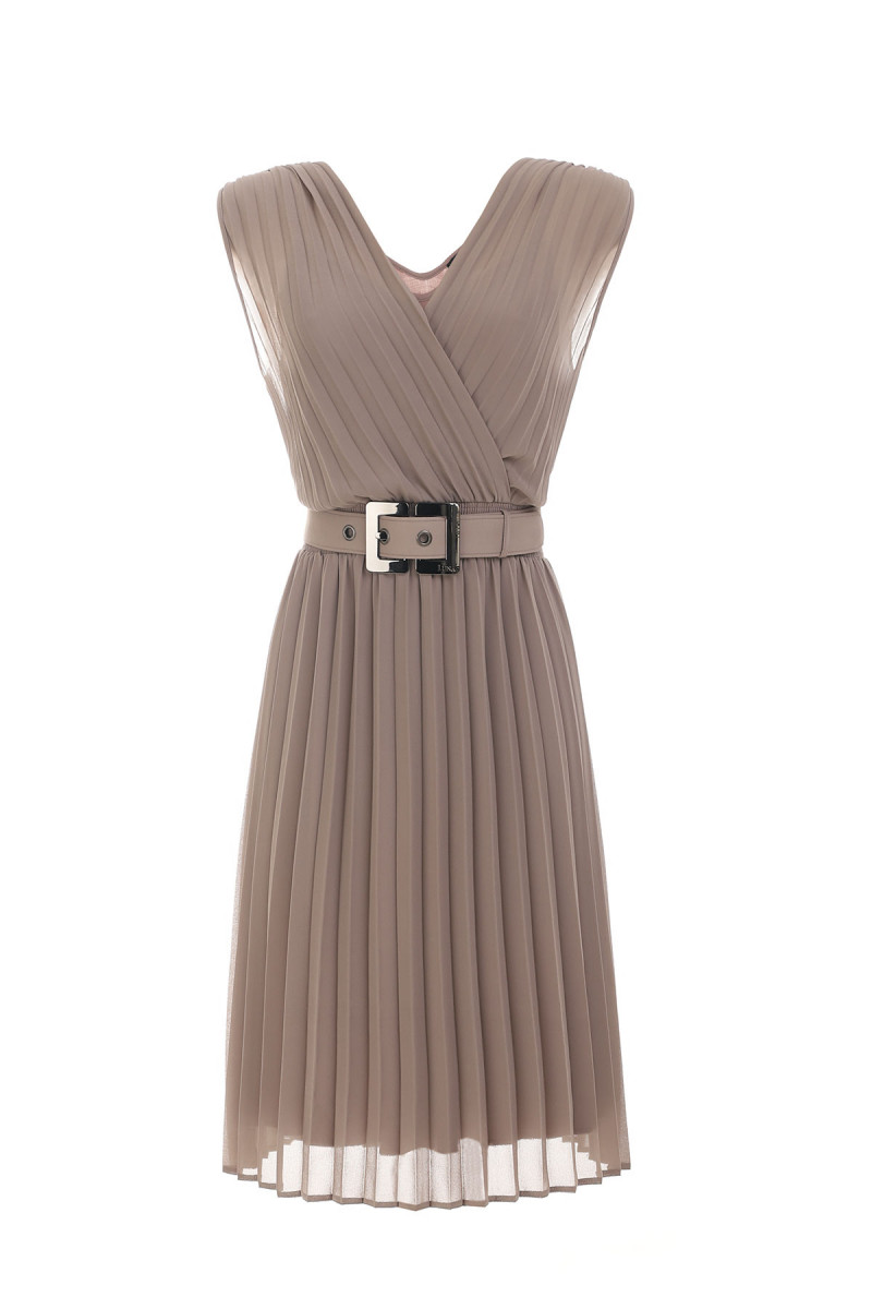 HALJINA ŠIROKA MEGI 