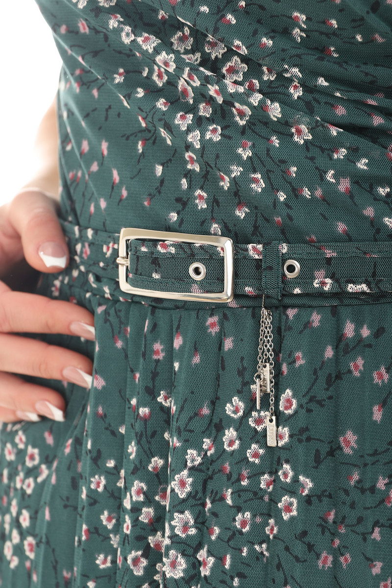 HALJINA ŠIROKA MADLENA 