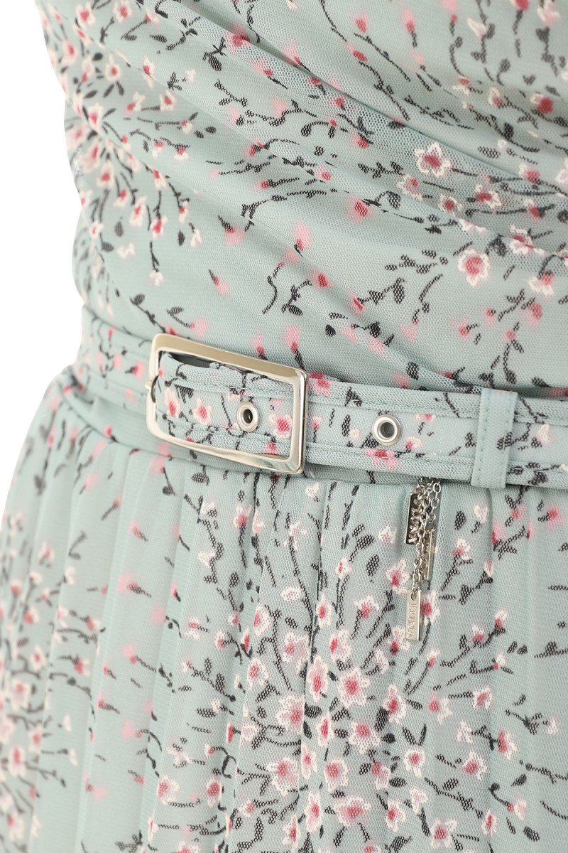 HALJINA ŠIROKA MADLENA 