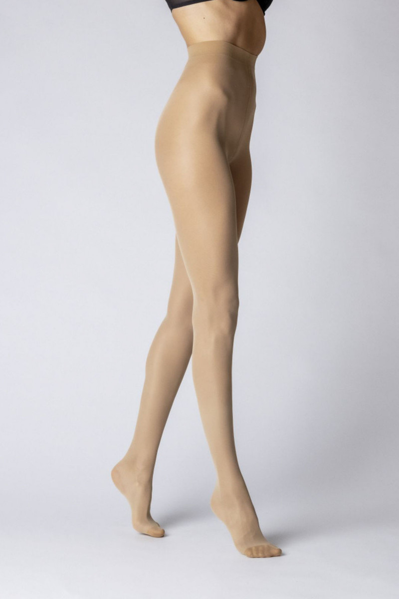 LADY B CARAPE CELEBRITY 70C NUDE 